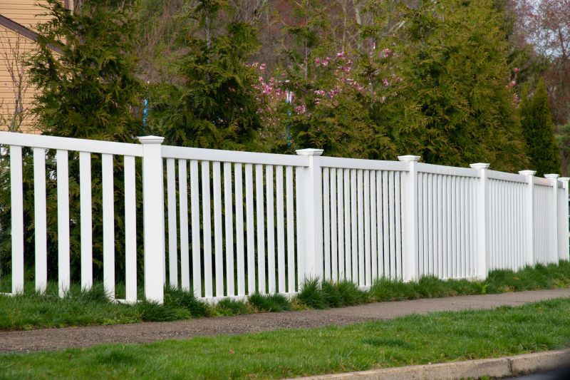 Vinyl Fence Repair detail